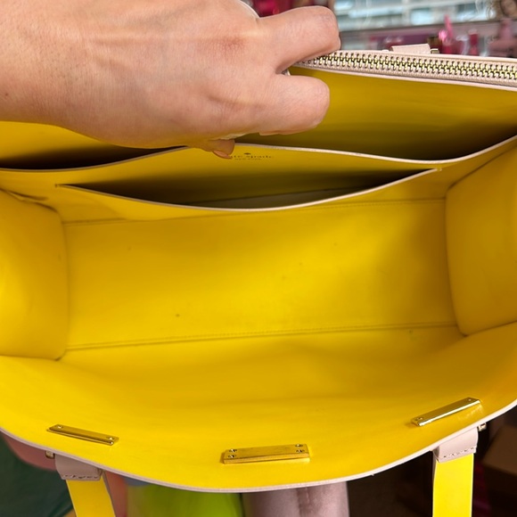 Kate Spade Nude and Yellow Tote Purse with matching wallet - Picture 5 of 10